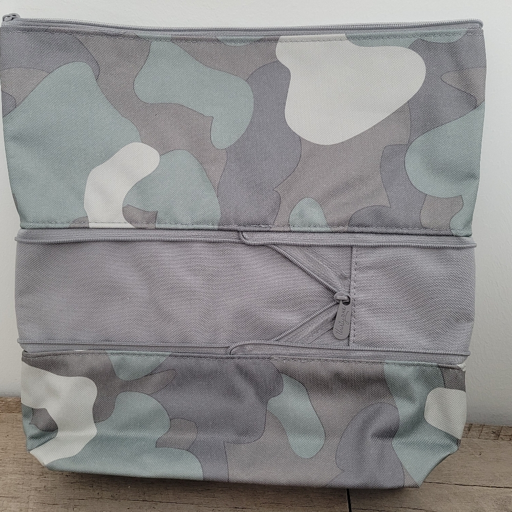 Thirty-One Expandable Pouch in Soft Camo